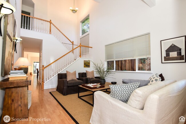 Building Photo - Spacious 4 Bedroom Home in Fryer Creek