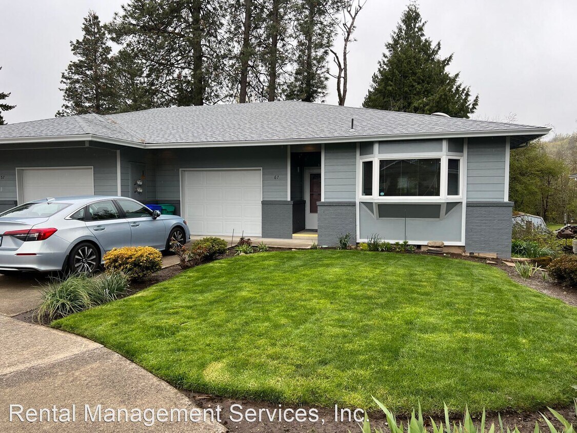 Foto principal - 2 br, 2 bath House - 67 NW Lillyben Place