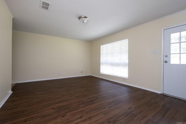 Building Photo - 7815 Moore Dr