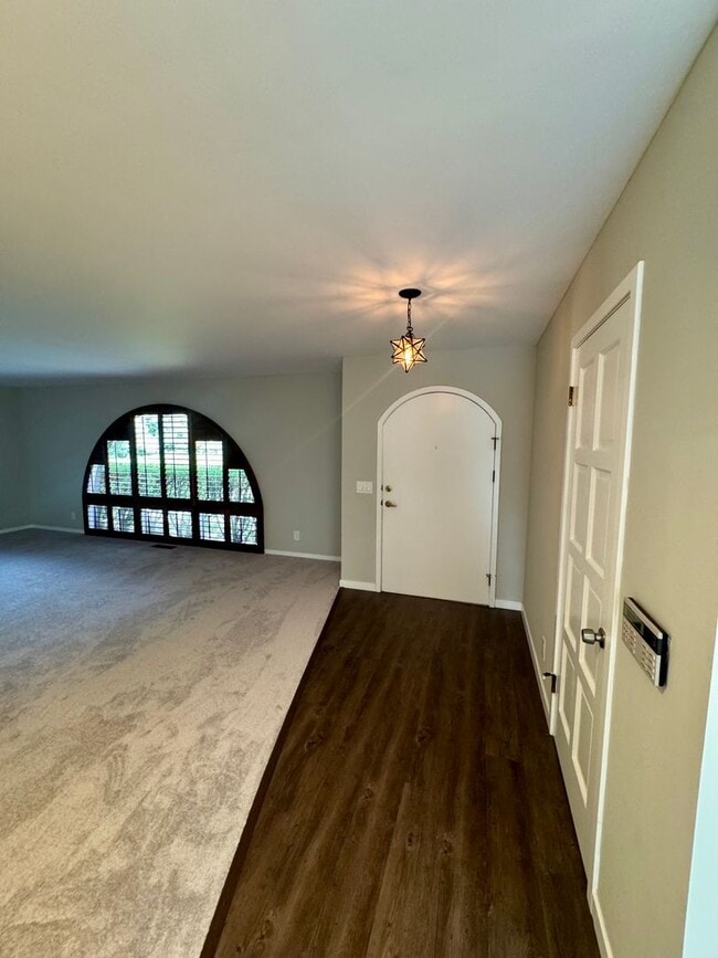 Foto del edificio - Spacious Single Level Home with Swimming Pool in Alamo Available Now!