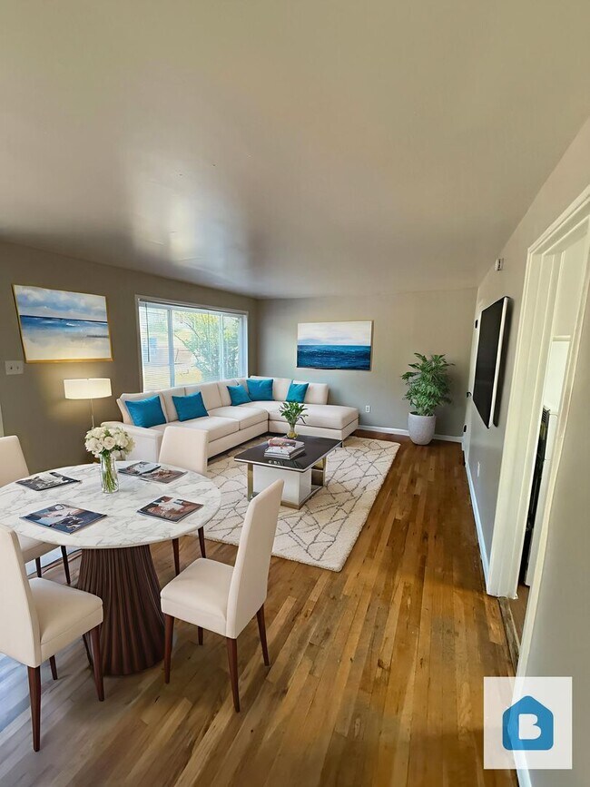 Foto del edificio - 433 Glen View Ct