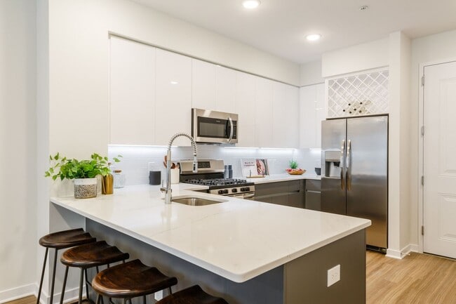 One Ten Enclave - One Ten Enclave Apartment