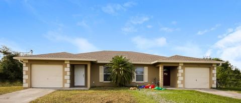 Foto principal - 738 Jack Ave S