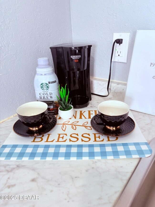 Building Photo - 1915 N Atlantic Ave