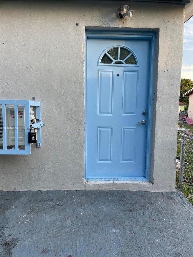 Foto del edificio - 2401 NW 178th Terrace