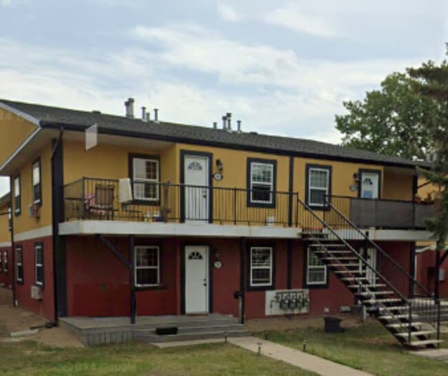 Building Photo - 235-325 Fines Dr