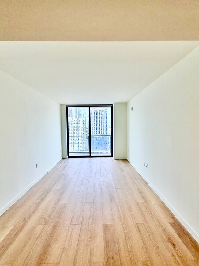 Foto del edificio - 141 NE 2nd St