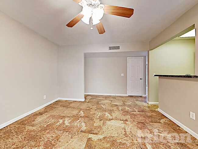 Foto del edificio - 6317 W Desert Hills Dr