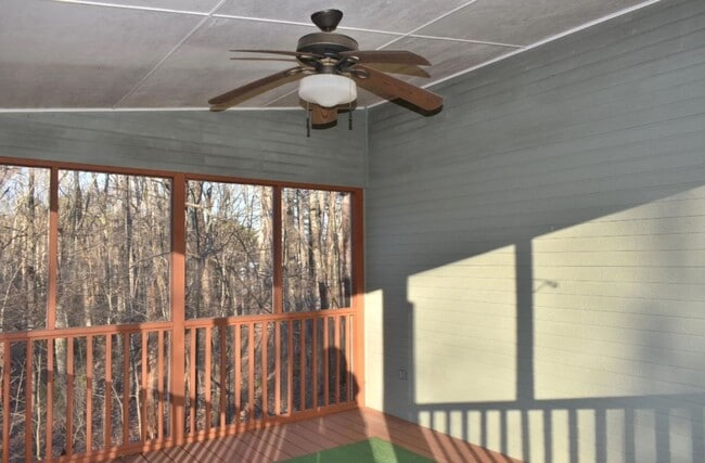 Building Photo - Rancher Home for Rent in Soddy Daisy