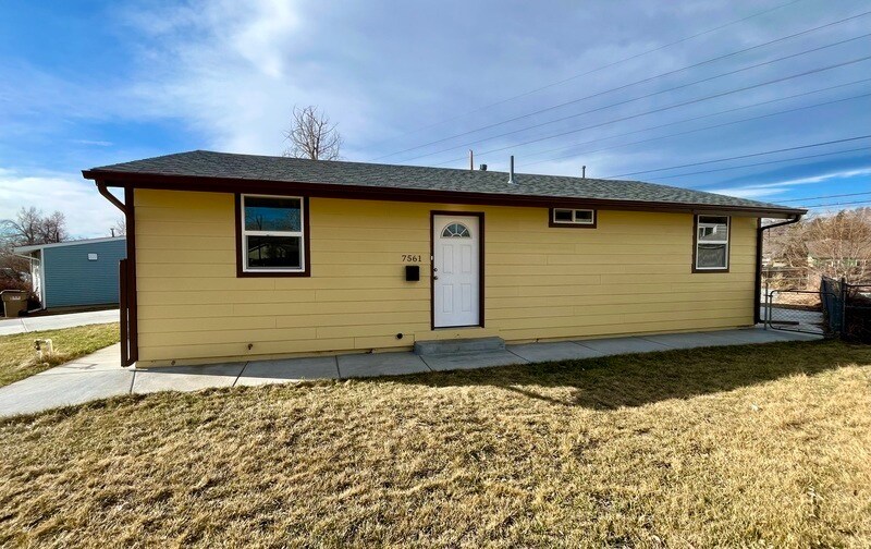Foto principal - 7561 Granada Rd