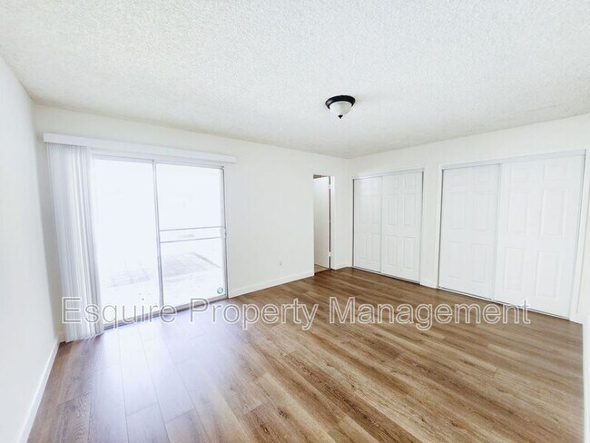 Foto del edificio - 2056 N Ventura Rd
