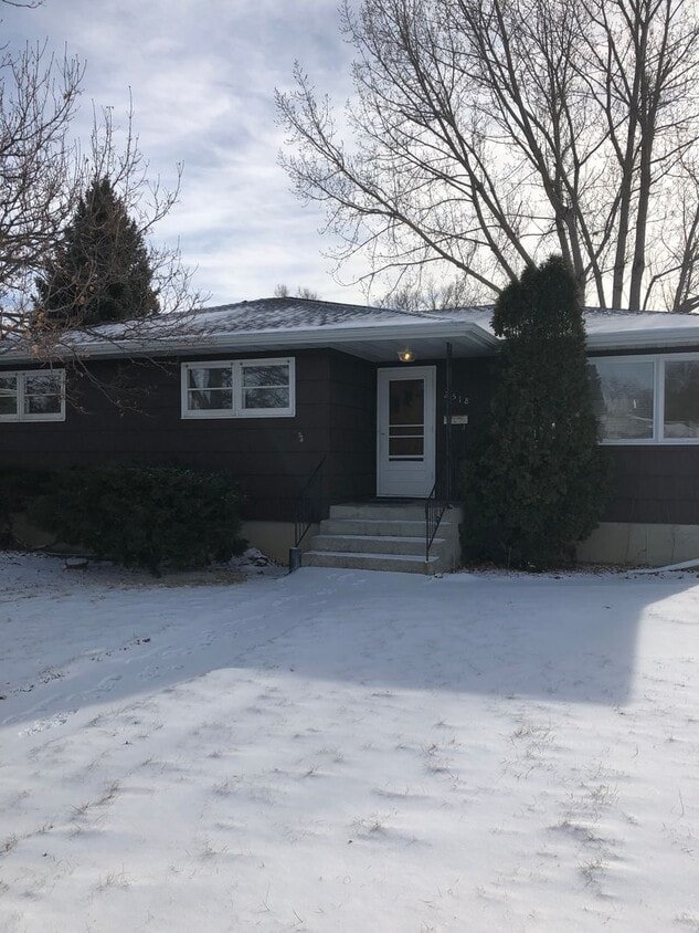 2518 Broadwater Ave, Billings, MT 59102 House Rental in Billings, MT