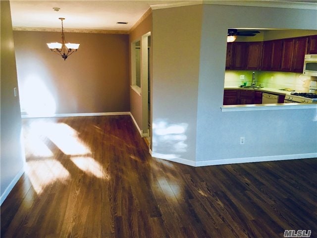 Building Photo - 26 Country View Ln