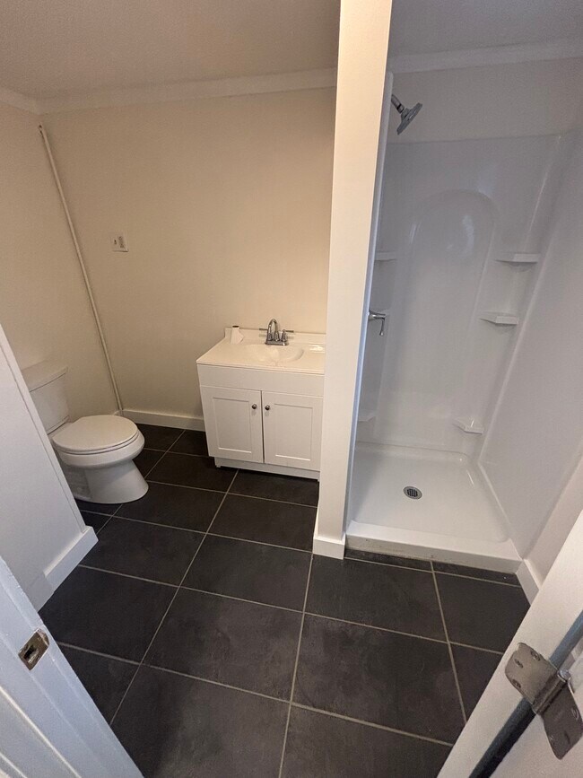 Foto del edificio - 37 Cash St