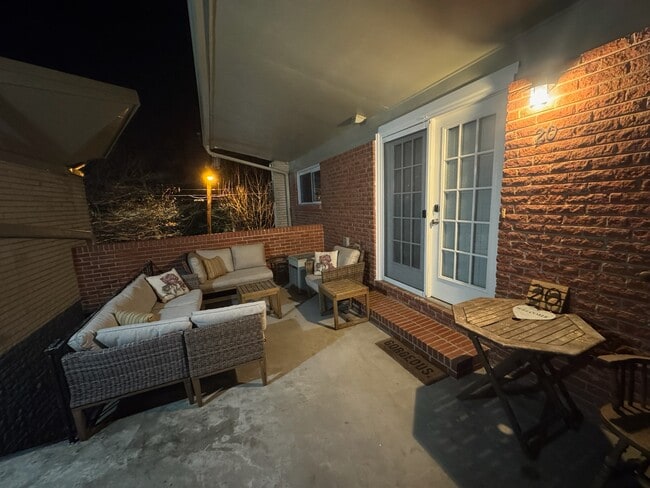 Patio - 1822 N Rock Springs Rd NE