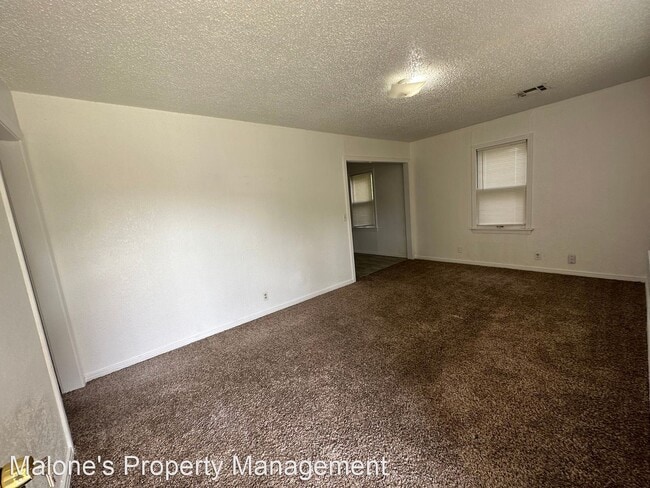 Building Photo - 2 br, 1 bath House - 5005 Asbury Ave.