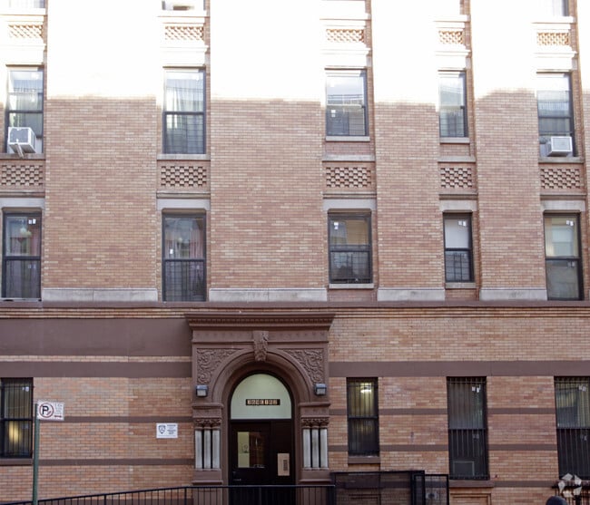 369 E 162nd St, Bronx, NY 10451 Apartments Bronx, NY