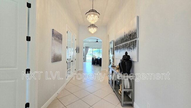 Building Photo - 1685 Serrano Cir