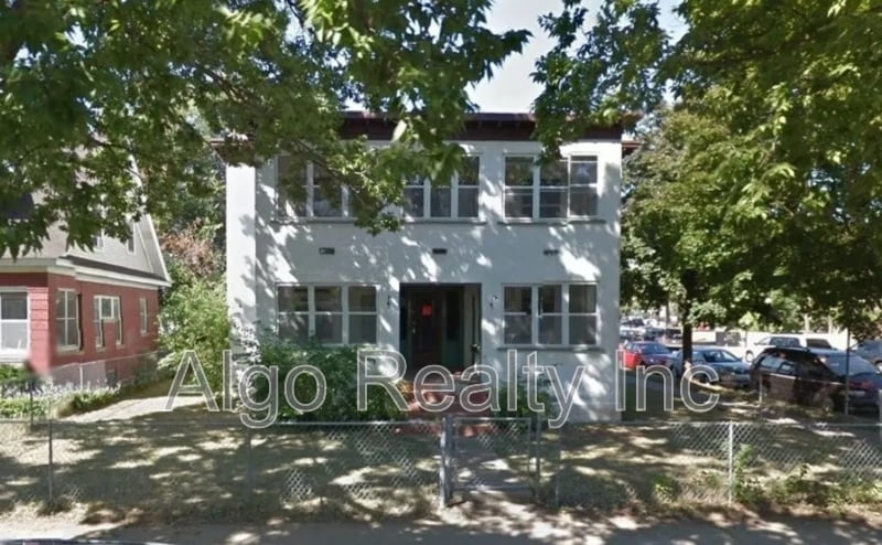 Primary Photo - 3400 Elliot Ave