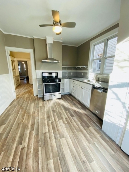 Foto principal - 202 Amherst St