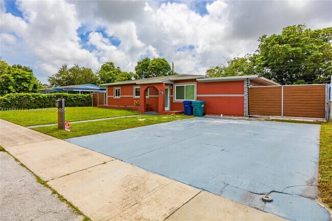 Foto del edificio - 3230 NW 171st Ter