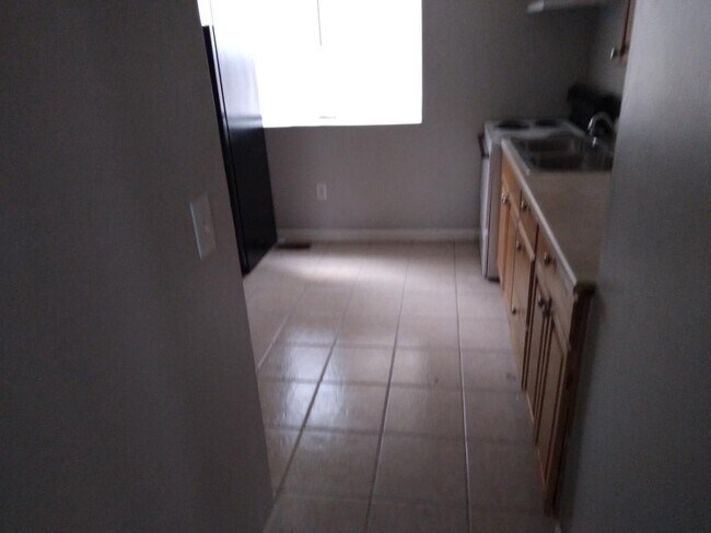 Building Photo - 50 Willowwood Drive, Unit 2