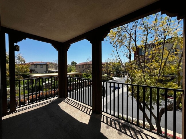 Foto del edificio - Modern Comfort Meets Classic Charm – 4BR H...