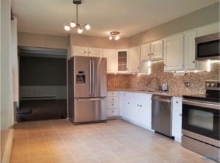 Building Photo - 2281 N Manor Dr