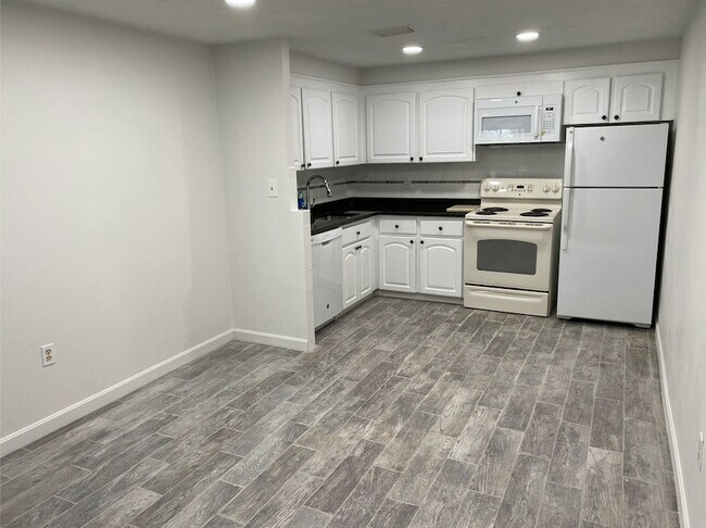 kitchen/dinning - 24 South St
