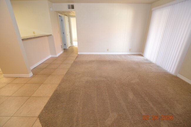 Foto del edificio - 4340 Sandy River Dr