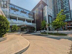 Building Photo - 5180 Yonge St