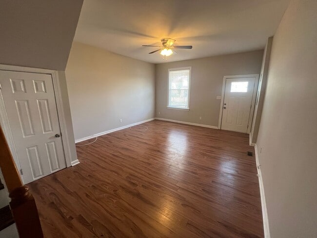 Building Photo - Beautifully Updated 2 bdrm/2bth Home Located in the Peter Paul Neighborhood mere minutes from Dow...