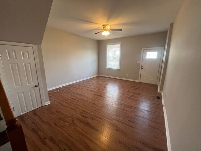 Foto del edificio - Beautifully Updated 2 bdrm/2bth Home Located in the Peter Paul Neighborhood mere minutes from Dow...