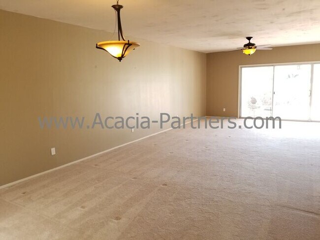 Foto del edificio - Dorado Country Club Estates