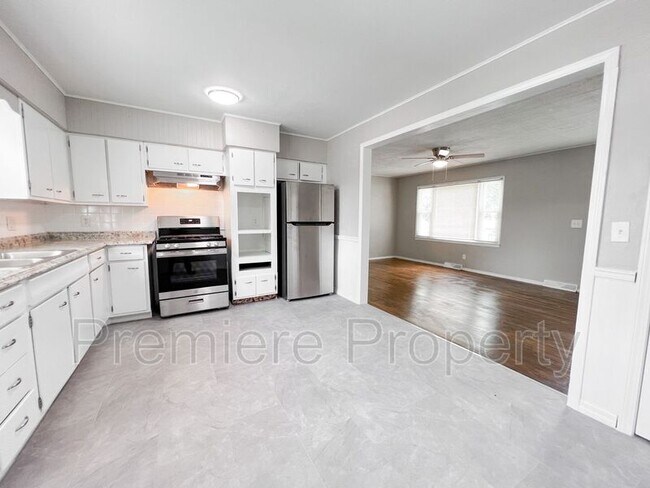 Foto del edificio - 3437 N Poplar Ave