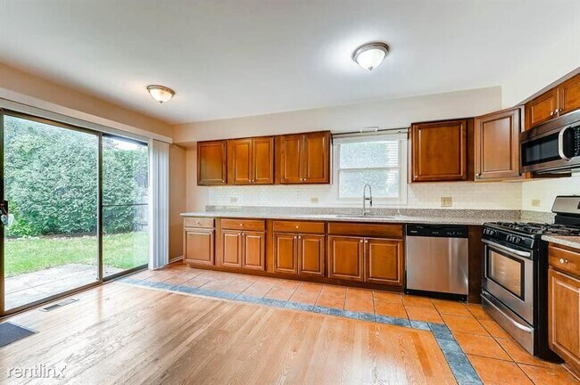 Foto del edificio - 4 br, 2.5 bath House - 1102 Grant Place
