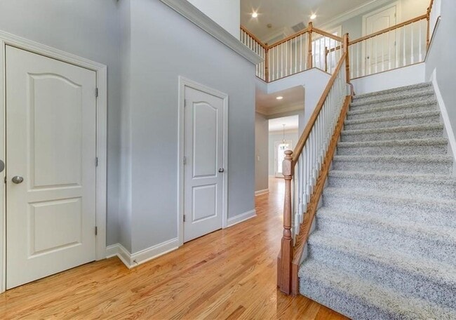 Building Photo - 4760 Bantry Way