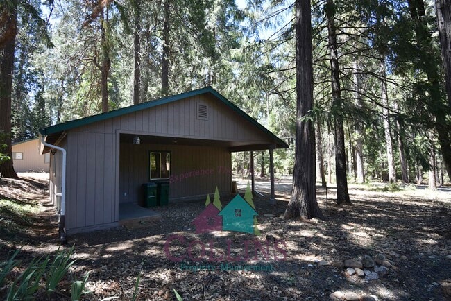 Building Photo - 11071 Cedar Ridge Dr