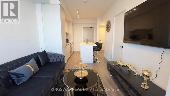 Photo du bâtiment - 225 Commerce St