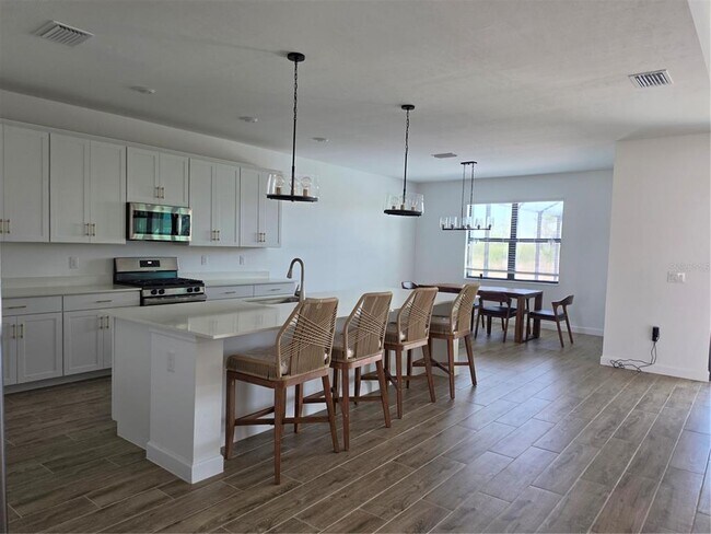 Foto del edificio - 18334 Ridgeline Dr