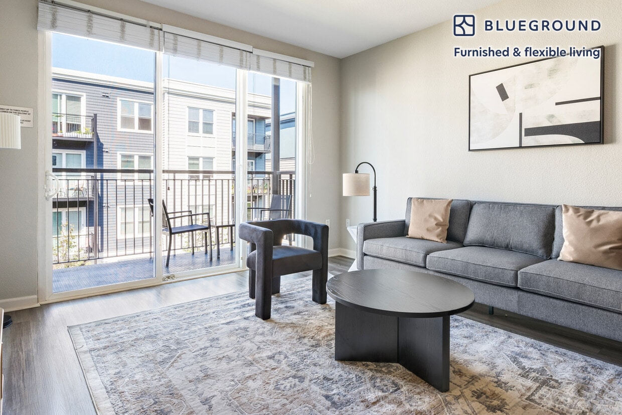 Foto principal - 5648 Bay St