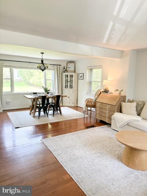 Foto del edificio - 235 Rodney Cir