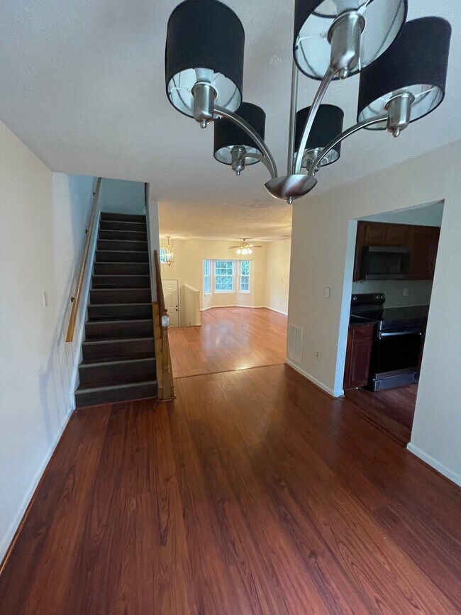 Foto del edificio - 846 Bayridge Dr