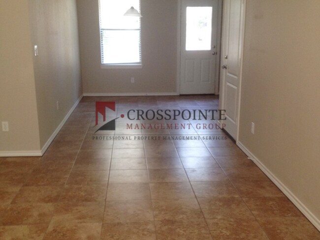Foto del edificio - AVAILABLE: 2 Bedroom, 2 Bathroom Duplex in Lindale!