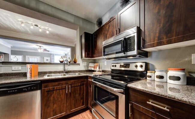 Foto del edificio - 1 bedroom in Dallas TX 75226