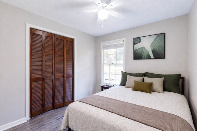 Foto del edificio - 3993 N Shelby Ln