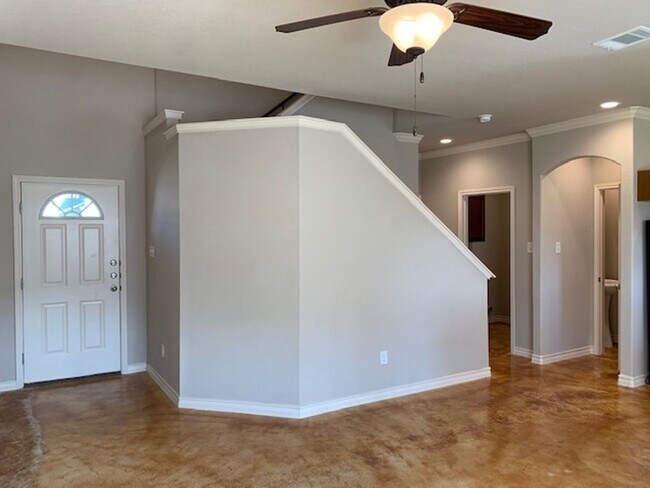 Foto del edificio - Town home for rent