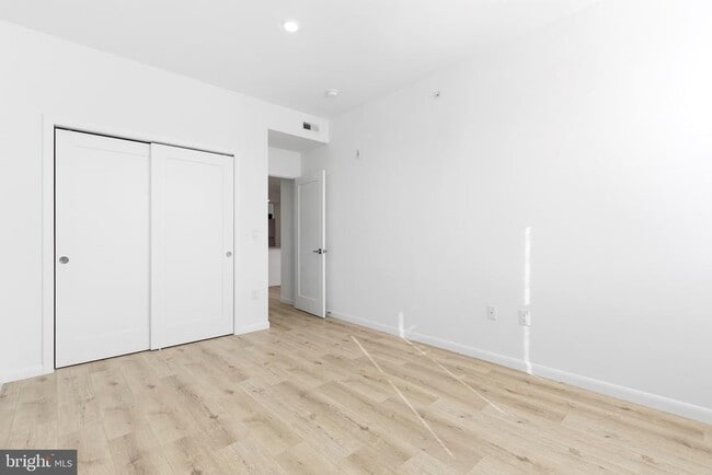 Building Photo - 7248 Rising Sun Ave