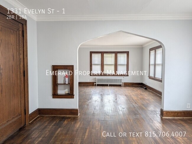 Foto del edificio - 1331 Evelyn St
