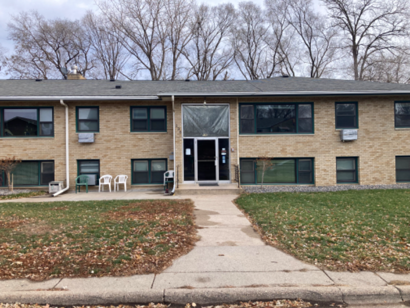 Foto principal - 136 11th Ave N